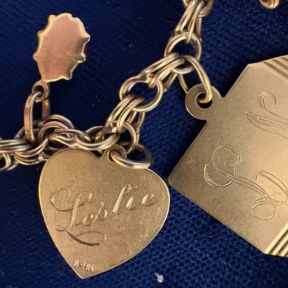 1955 Vintage 14k gold double link charm bracelet with extra gold charms - Picture 7 of 13